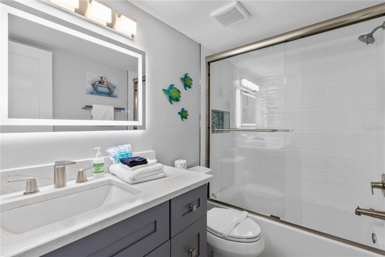 1801 Gulf Drive N, Unit 181, Bradenton Beach, FL 34217 Photo