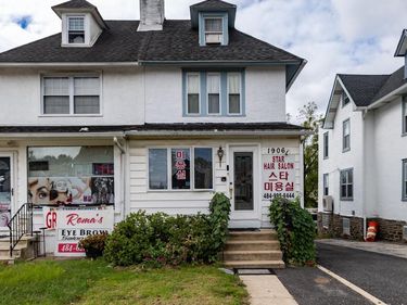 1906 DARBY ROAD, HAVERTOWN, PA 19083