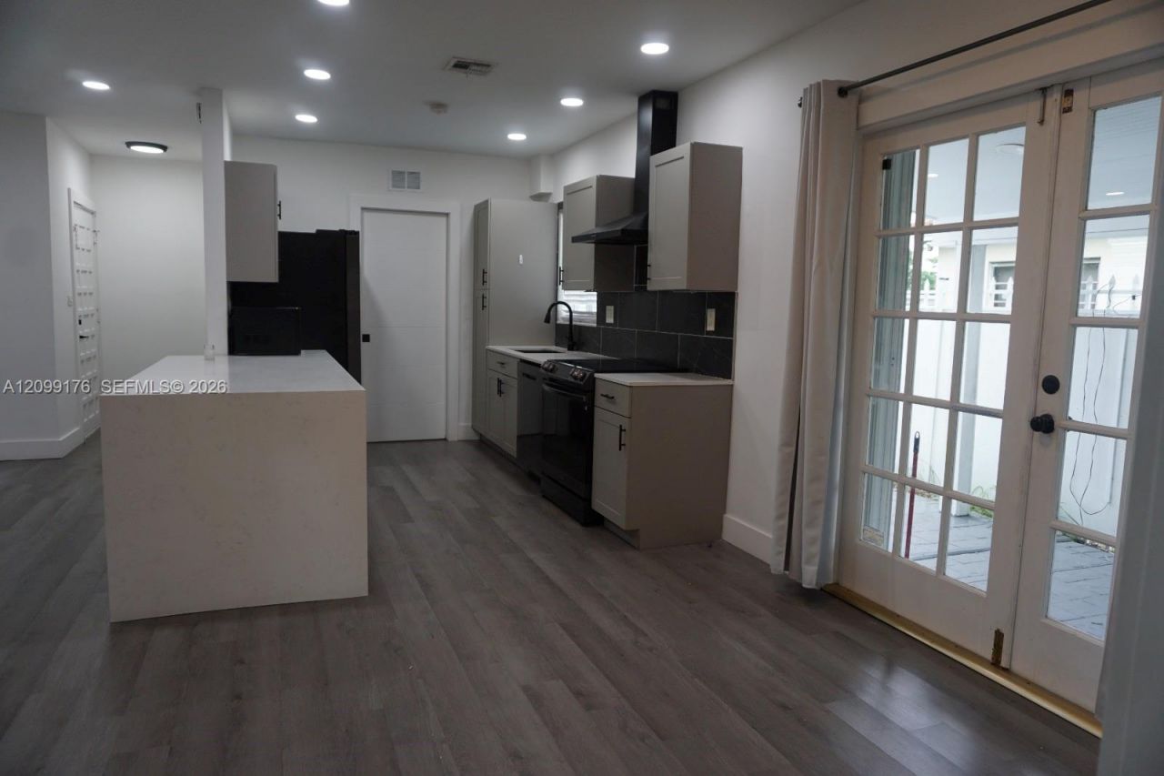 305 NW 122nd St , North Miami, FL 33168 Photo