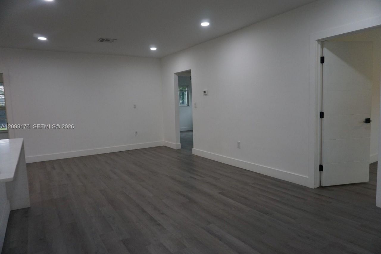 305 NW 122nd St , North Miami, FL 33168 Photo