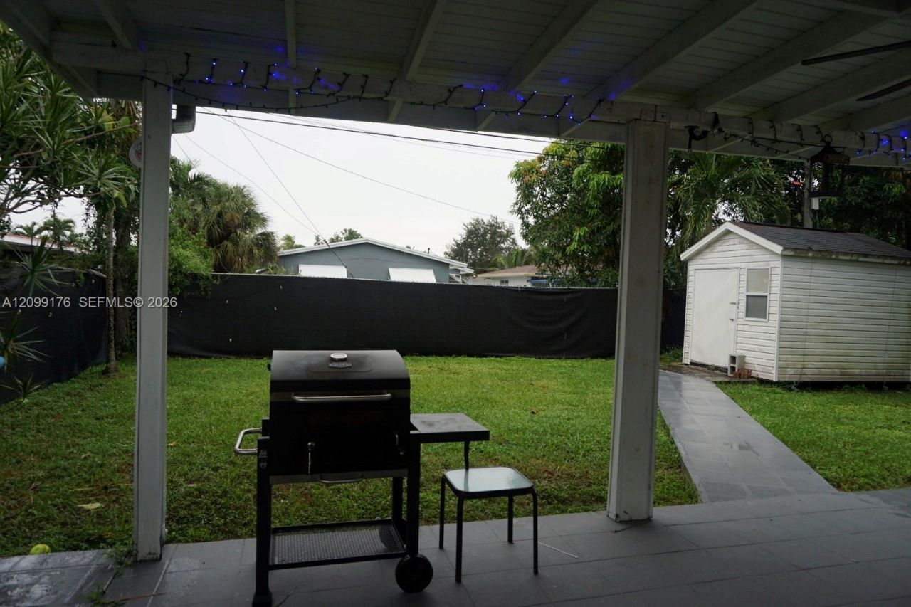 305 NW 122nd St , North Miami, FL 33168 Photo