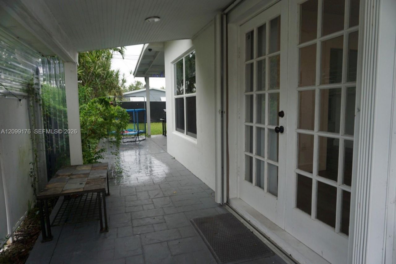 305 NW 122nd St , North Miami, FL 33168 Photo