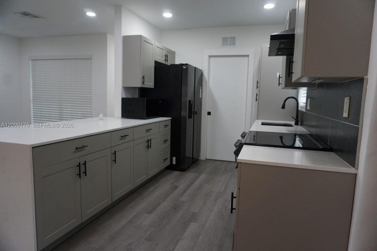 305 NW 122nd St , North Miami, FL 33168 Photo