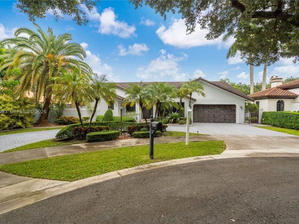 16583 NW 83rd Pl , Miami Lakes, FL 33016