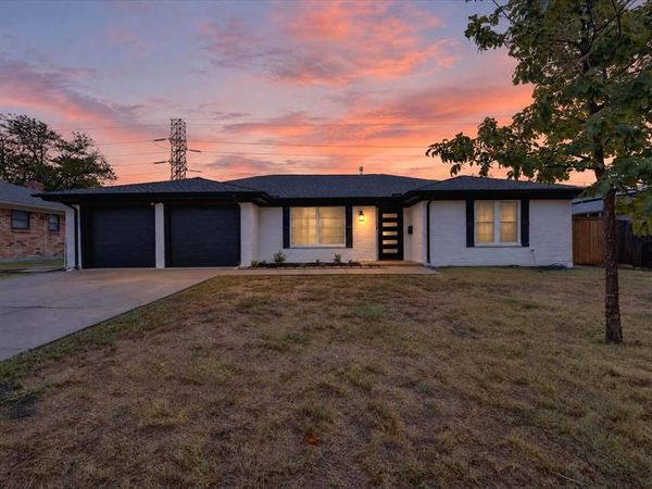 902 Ridgefield Drive, Plano, TX 75075