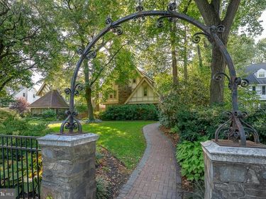 16 MERION ROAD, MERION STATION, PA 19066