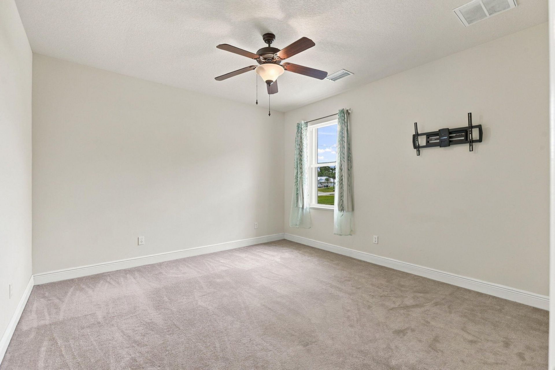 3406 SW Catskill Drive, Port Saint Lucie, FL 34953 Photo
