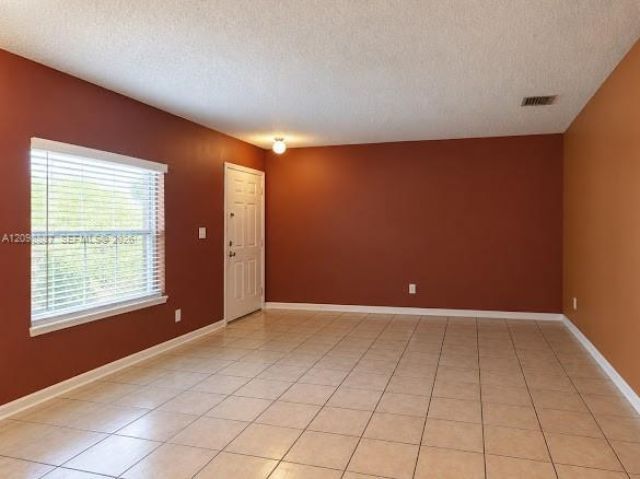 2120 SW 4th St, Miami, FL 33135 Photo