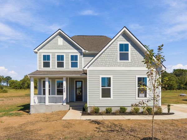 1439 Charles Drive , Chapel Hill, TN 37034