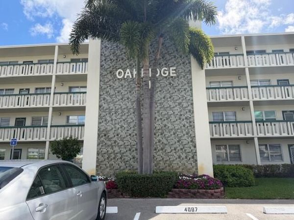 1083 OAKRIDGE U, Deerfield Beach, FL 33442