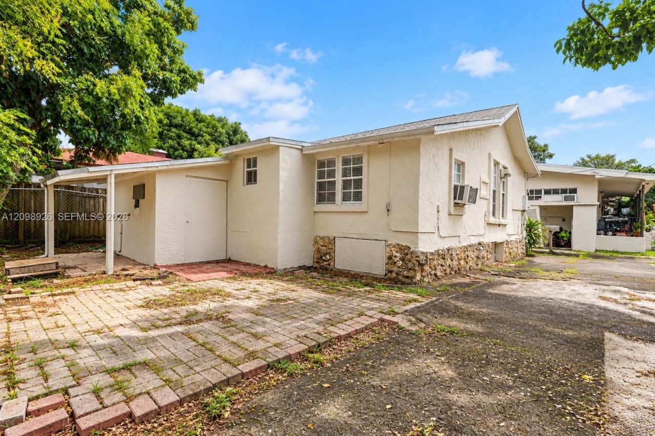 1836 SW 5th St, Miami, FL 33135 Photo