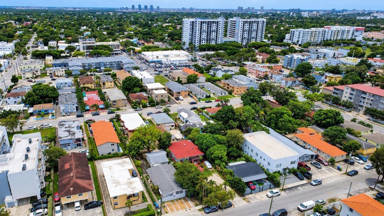 1836 SW 5th St, Miami, FL 33135 Photo