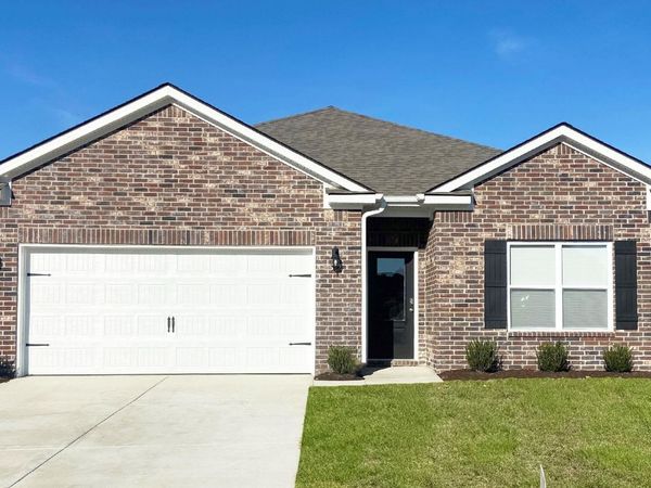 7906 CLOVE PASTURE DR E, Millington, TN 38053
