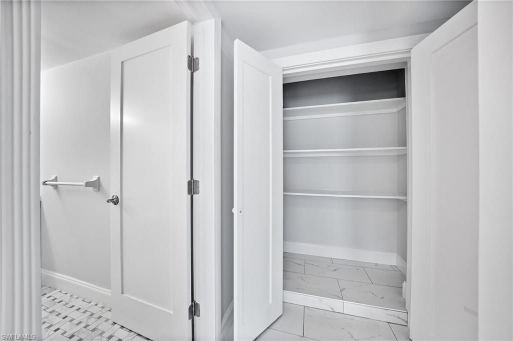 666 3rd St S, Unit 106, Naples, FL 34102 Photo
