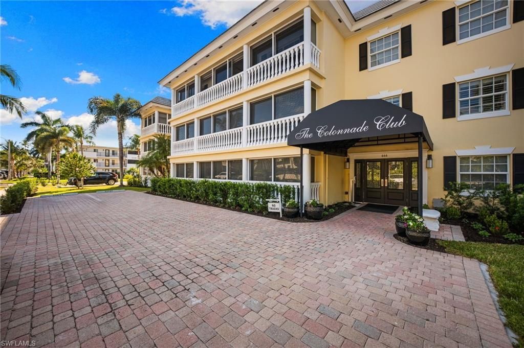 666 3rd St S, Unit 106, Naples, FL 34102 Photo