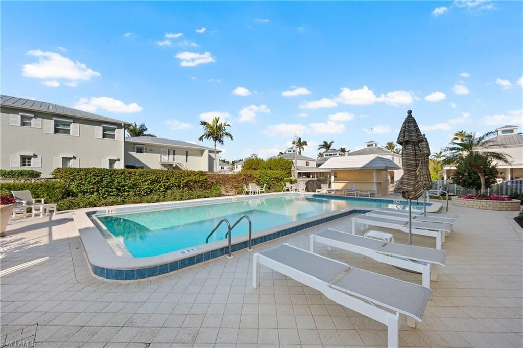 666 3rd St S, Unit 106, Naples, FL 34102 Photo