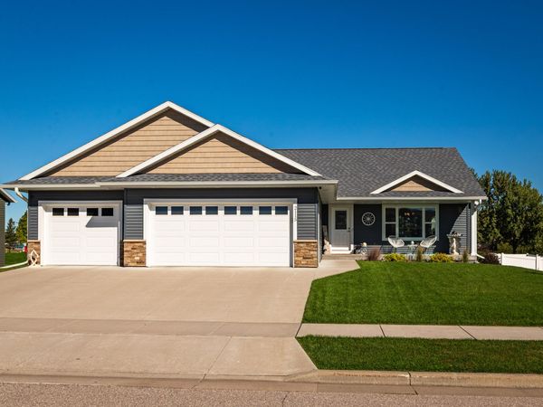 2115 Spakenburg Rd, Holmen, WI 54636