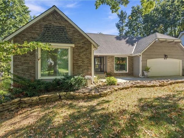 13203 W 76th Street, Lenexa, KS 66216