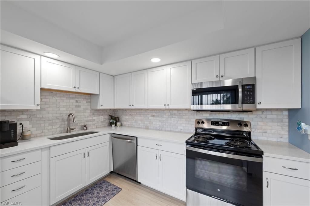 102 Teryl Rd , Unit 3, Naples, FL 34112 Photo