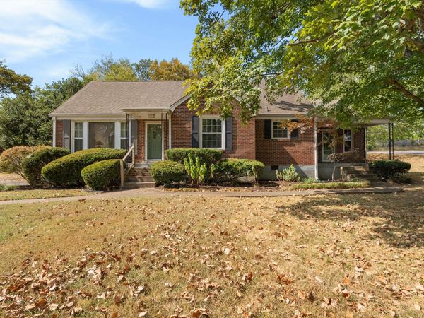 3703 Brush Hill Rd , Nashville, TN 37216