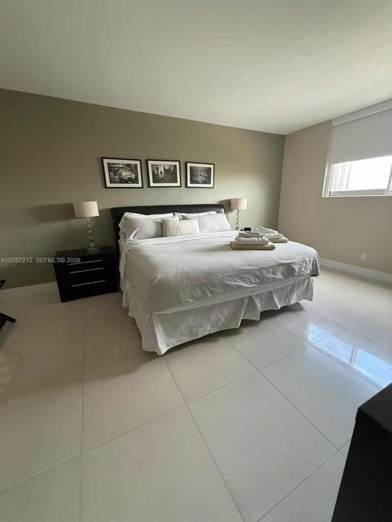 19370 Collins Ave , Unit 418, Sunny Isles Beach, FL 33160 Photo