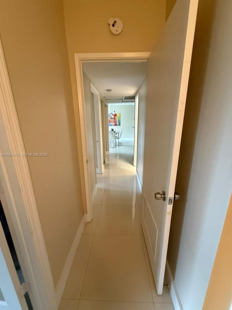 19370 Collins Ave , Unit 418, Sunny Isles Beach, FL 33160 Photo