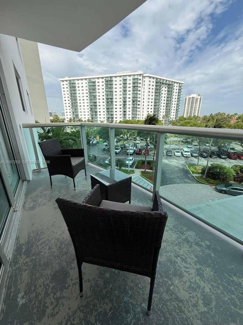 19370 Collins Ave , Unit 418, Sunny Isles Beach, FL 33160 Photo