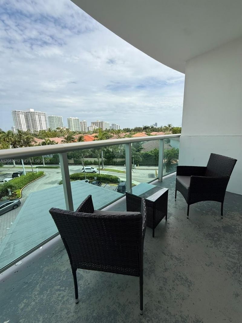 19370 Collins Ave , Unit 418, Sunny Isles Beach, FL 33160 Photo