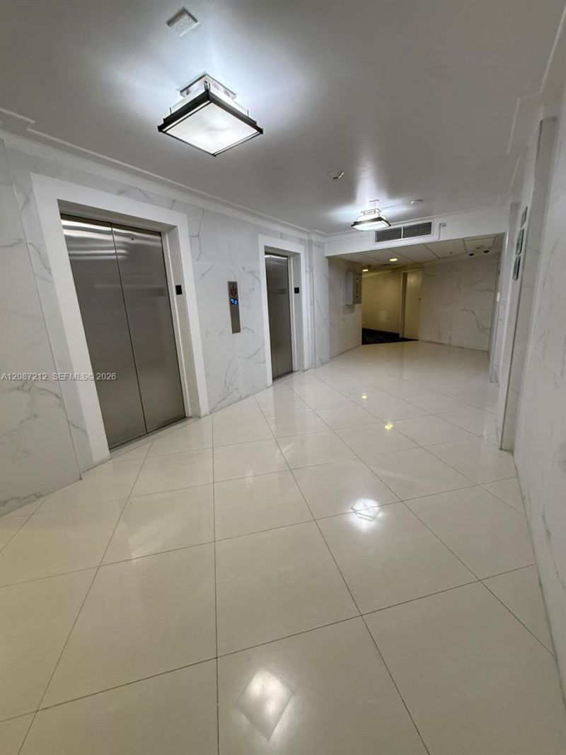 19370 Collins Ave , Unit 418, Sunny Isles Beach, FL 33160 Photo