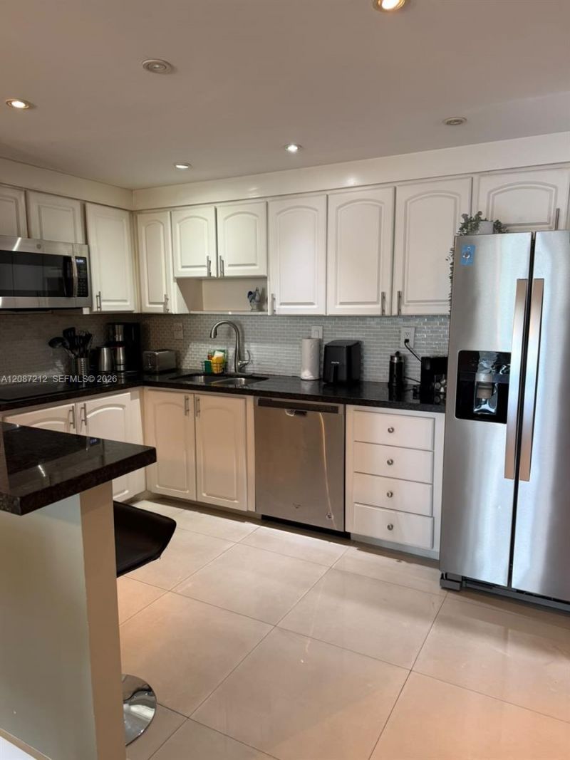 19370 Collins Ave , Unit 418, Sunny Isles Beach, FL 33160 Photo