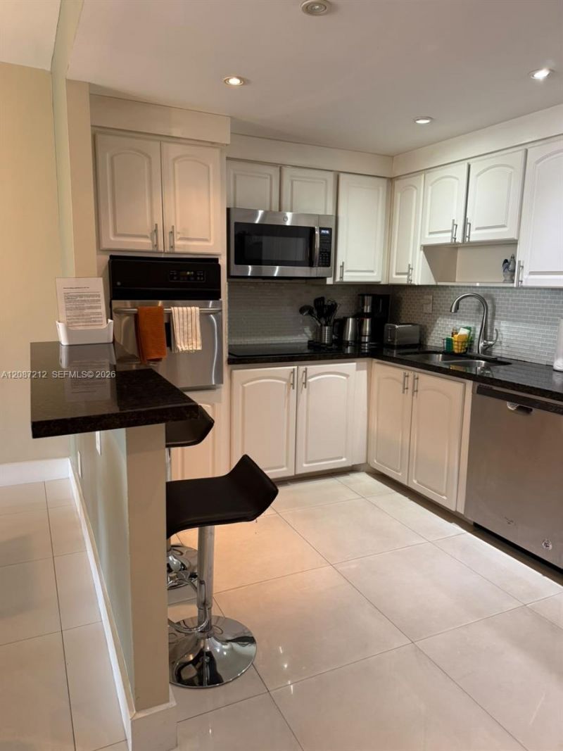 19370 Collins Ave , Unit 418, Sunny Isles Beach, FL 33160 Photo