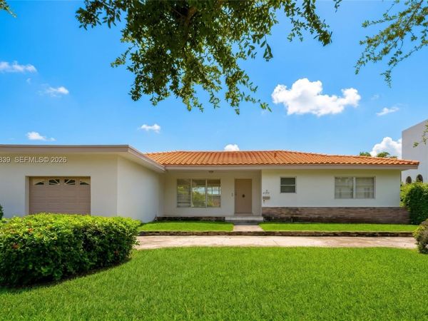 4535 N Jefferson Ave , Miami Beach, FL 33140