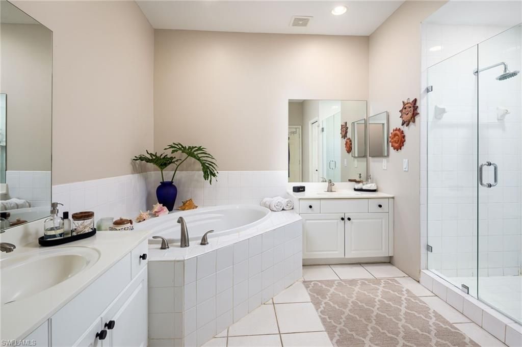 1270 Shady Rest Ln , Unit 103, Naples, FL 34103 Photo