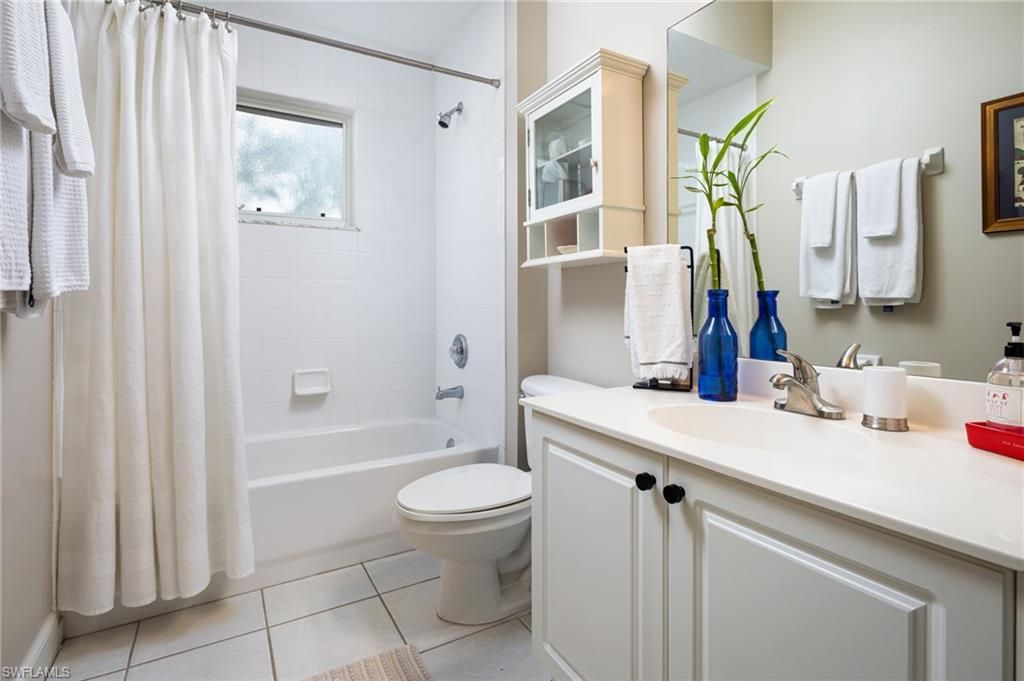 1270 Shady Rest Ln , Unit 103, Naples, FL 34103 Photo