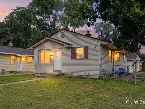 3392 Flamingo Avenue SW, Wyoming, MI 49509