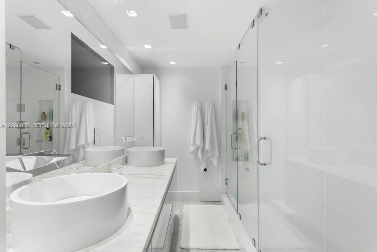 10155 Collins Avenue , Unit 1210, Bal Harbour, FL 33154 Photo