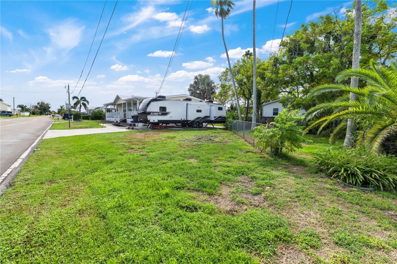 1836 SE 32nd Street , Okeechobee, FL 34974 Photo