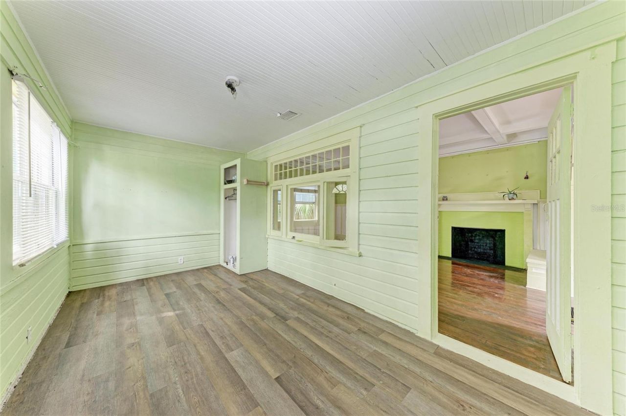 1005 16th Avenue S, Saint Petersburg, FL 33705 Photo