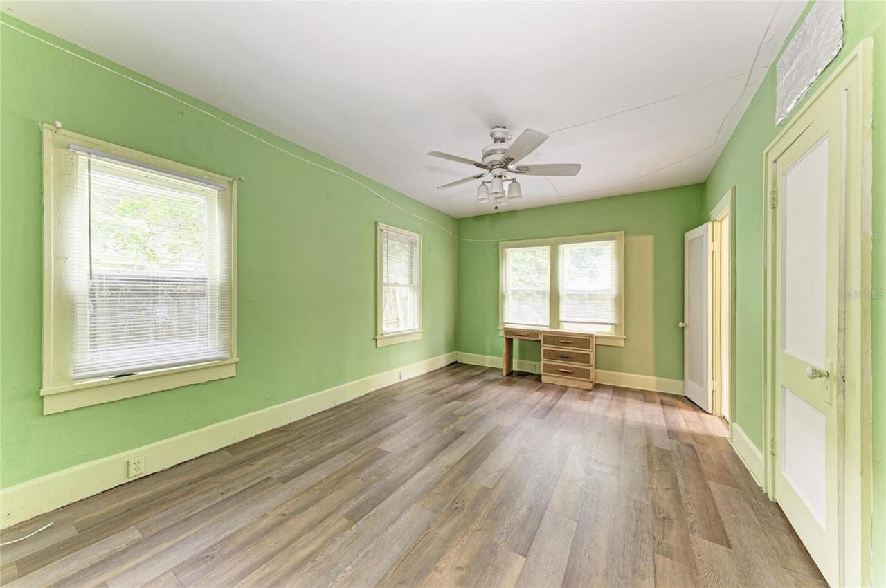 1005 16th Avenue S, Saint Petersburg, FL 33705 Photo