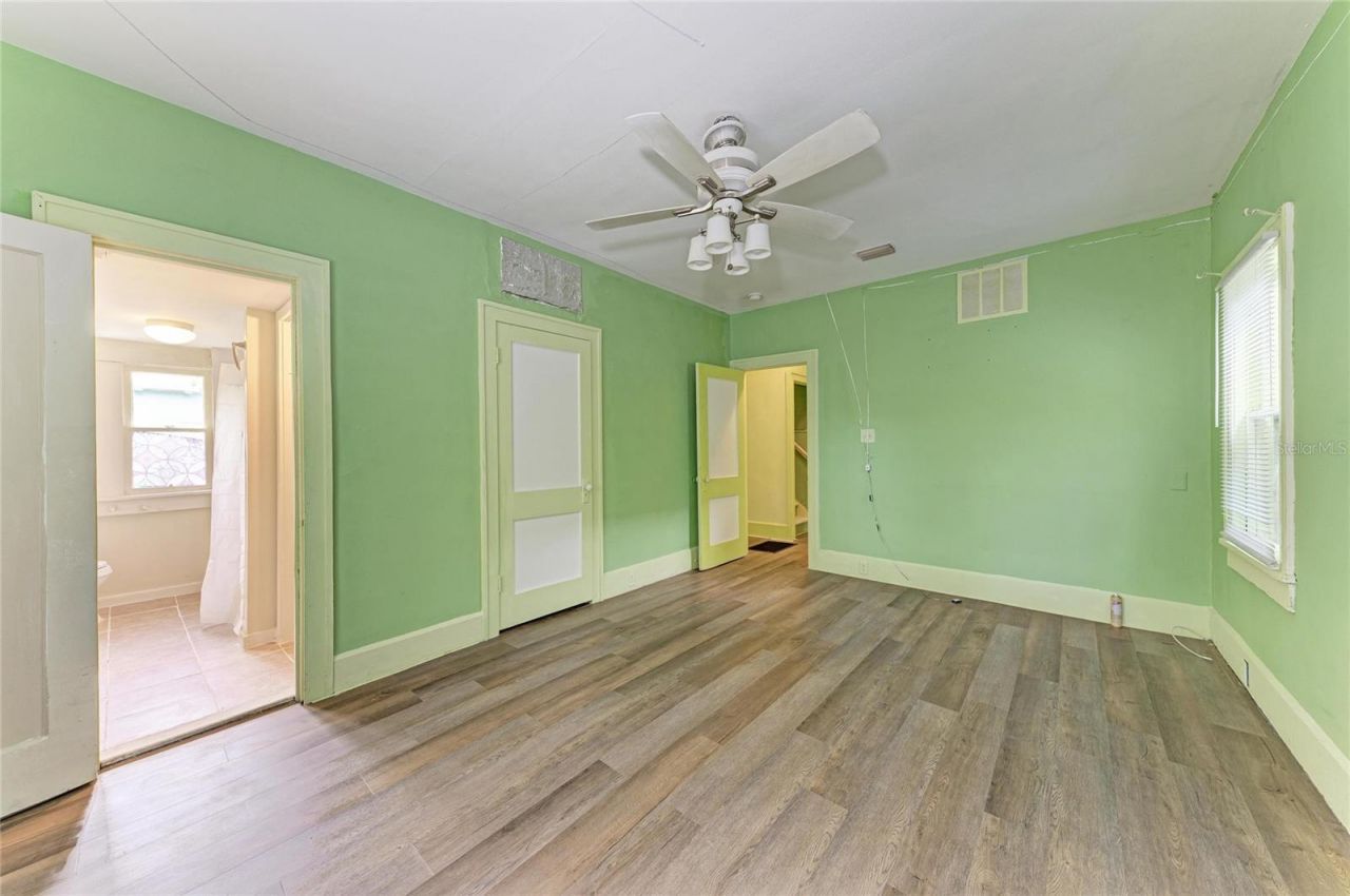 1005 16th Avenue S, Saint Petersburg, FL 33705 Photo
