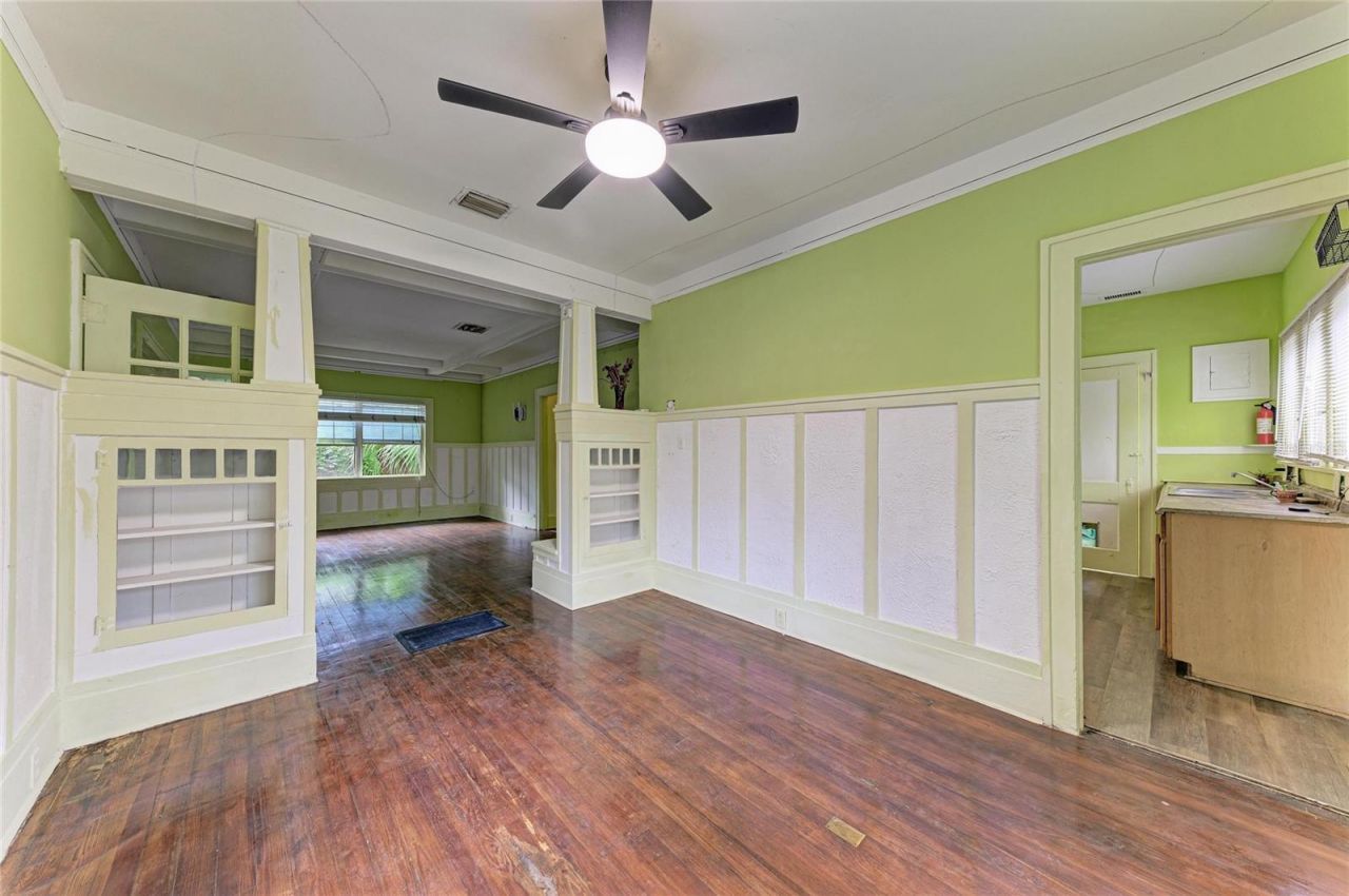 1005 16th Avenue S, Saint Petersburg, FL 33705 Photo
