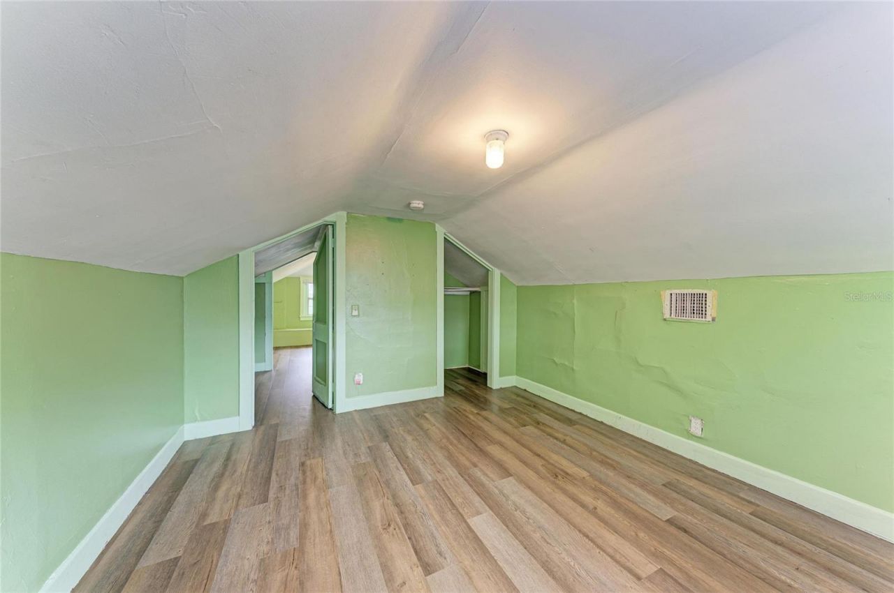 1005 16th Avenue S, Saint Petersburg, FL 33705 Photo