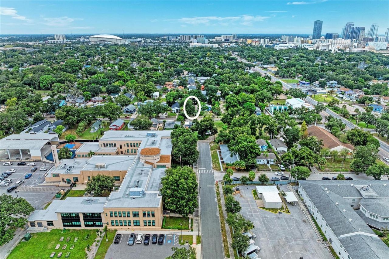 1005 16th Avenue S, Saint Petersburg, FL 33705 Photo