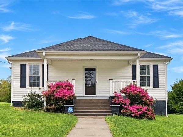 728 Osborne Street , Eden, NC 27288