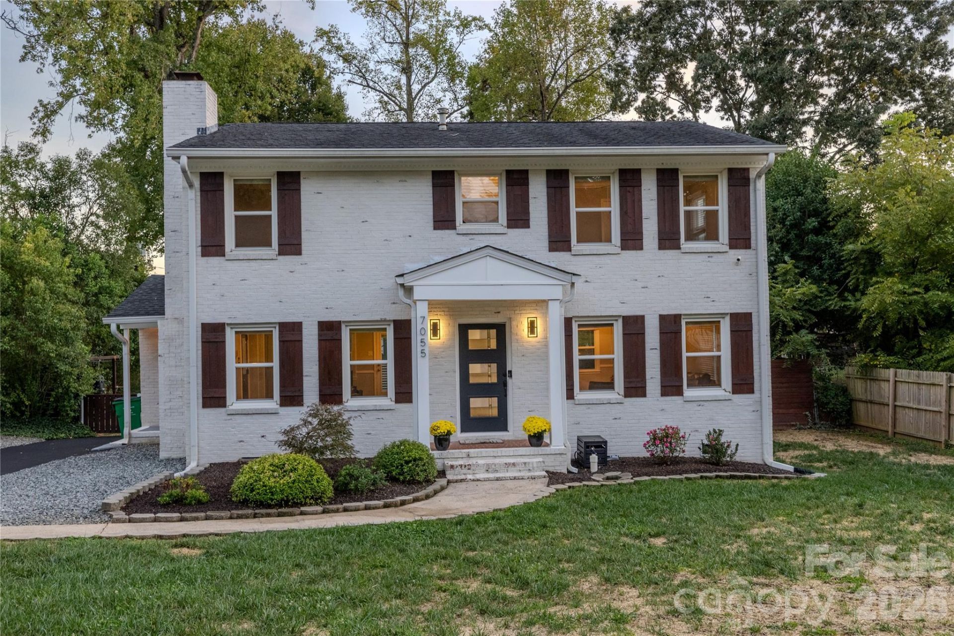 7055 Crossridge Road, Charlotte, NC 28214 Main Photo