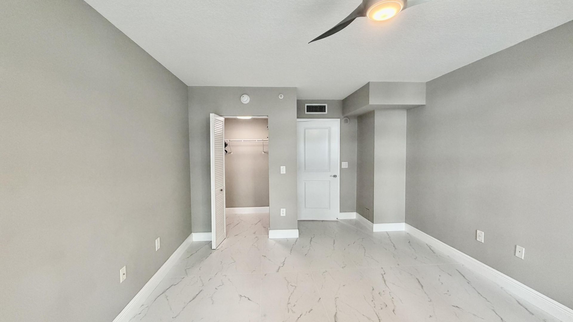 99 SE Mizner Boulevard, Unit 233, Boca Raton, FL 33432 Photo
