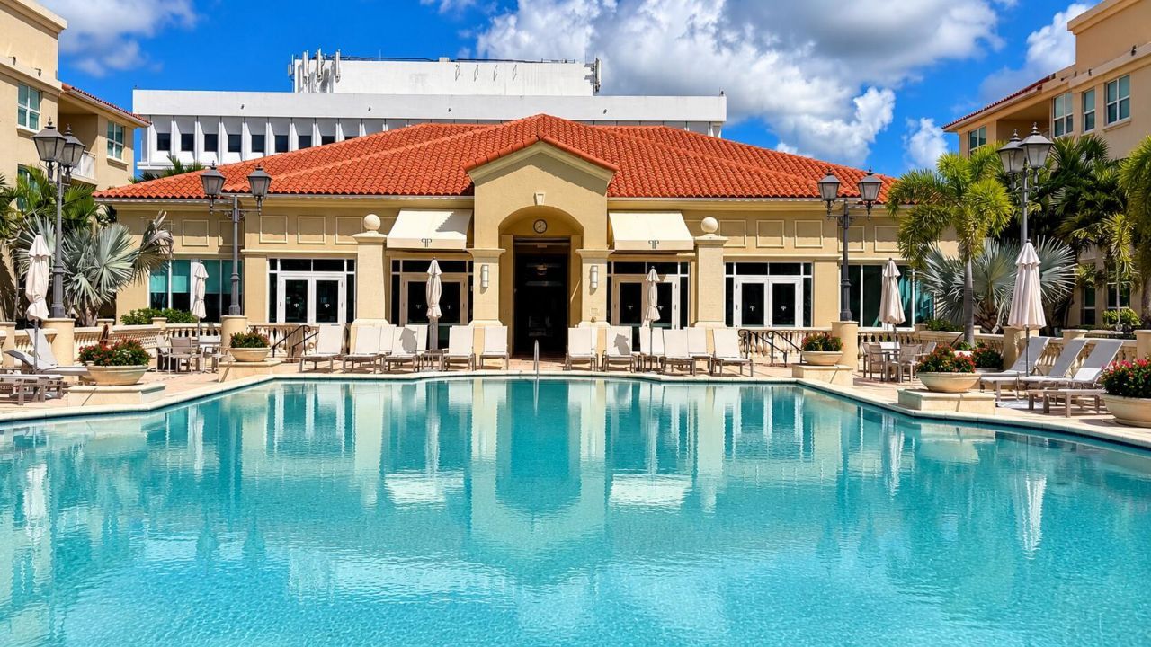 99 SE Mizner Boulevard, Unit 233, Boca Raton, FL 33432 Photo