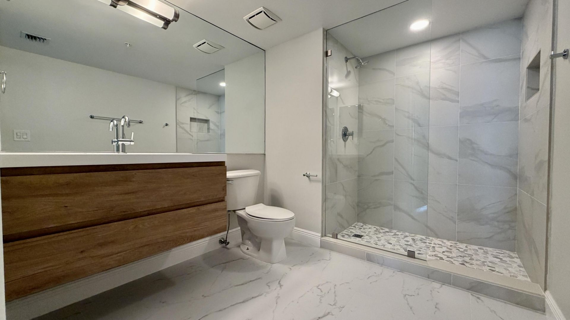 99 SE Mizner Boulevard, Unit 233, Boca Raton, FL 33432 Photo
