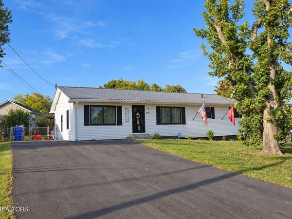443 Hilltop Drive, Jefferson City, TN 37760