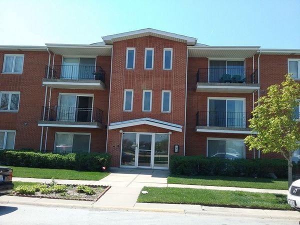 10840 S KILPATRICK Avenue , Unit 2NE, Oak Lawn, IL 60453